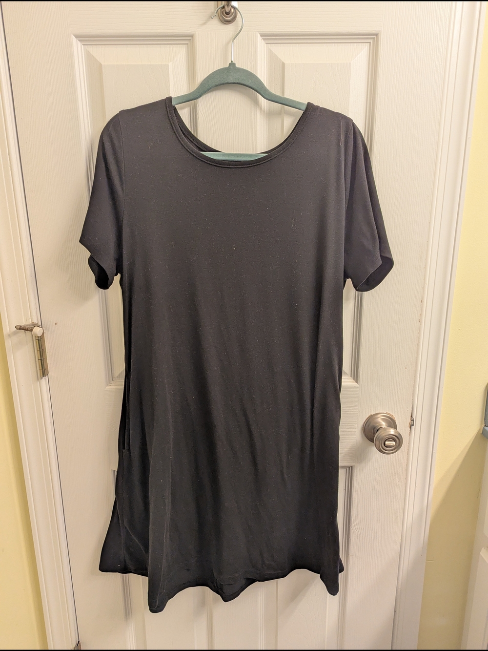 Black Dress With Pockets